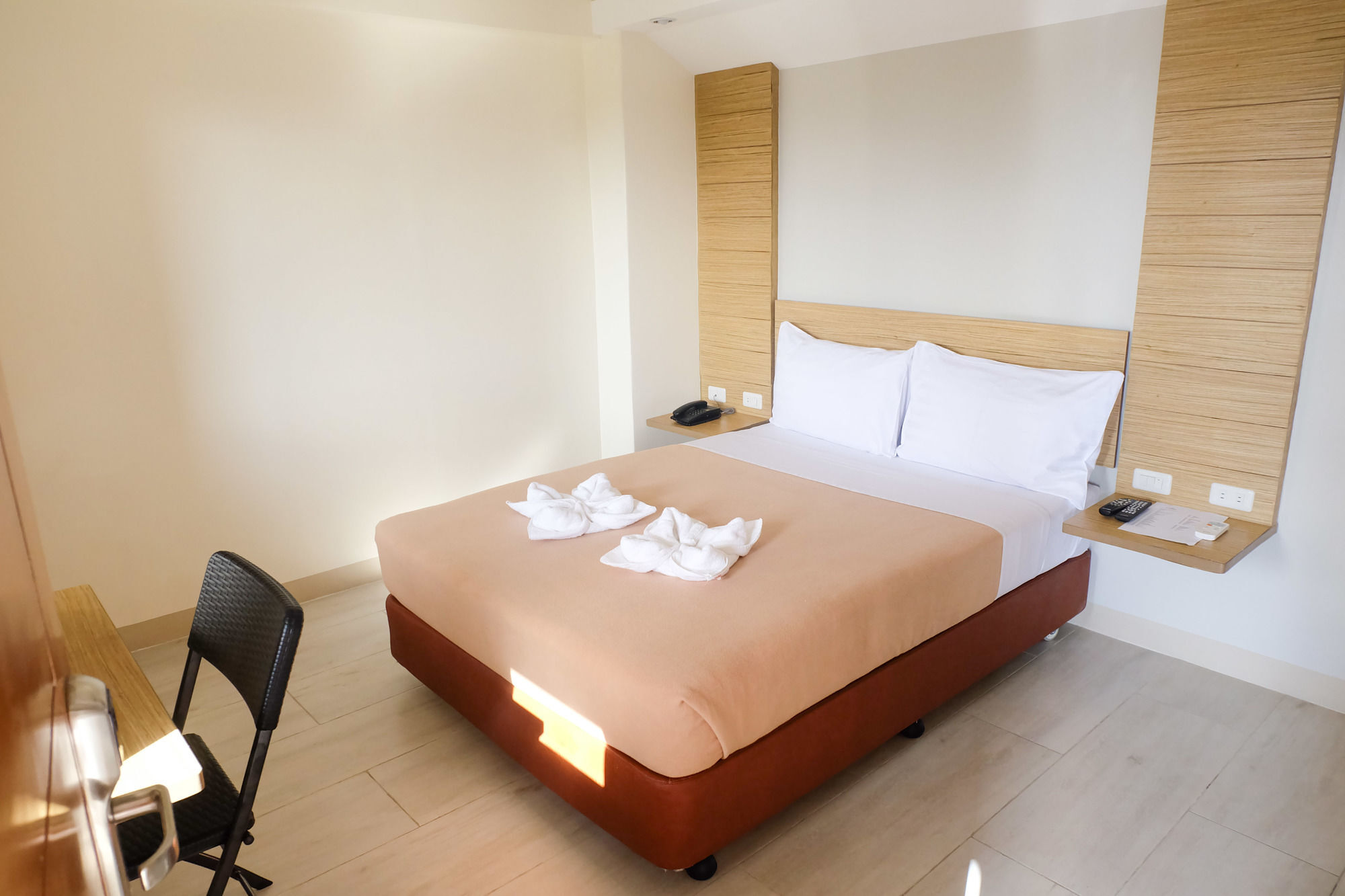 Chambre Mactan Hotel Lapu-Lapu City Eksteriør bilde